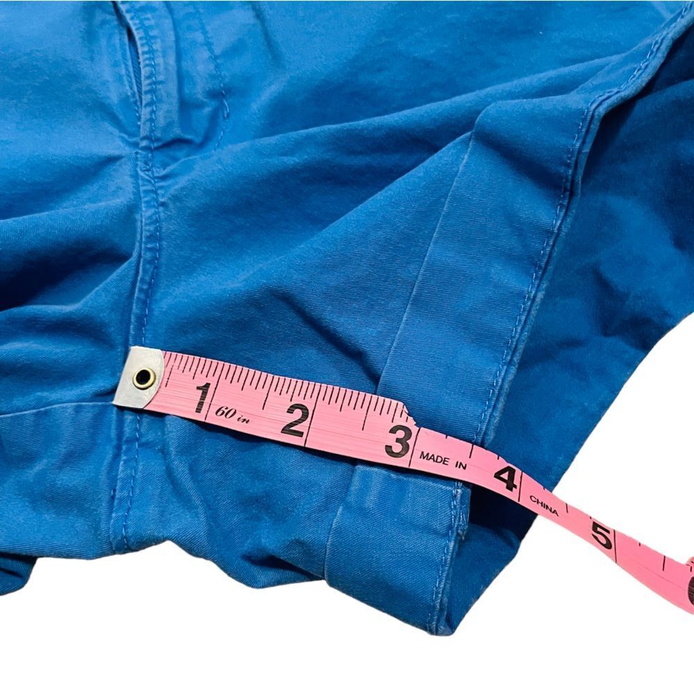 10/$25🦋 Old Navy Royal Blue Low Rise Cuffed Chino Shorts - Size 4 - Picture 7 of 9